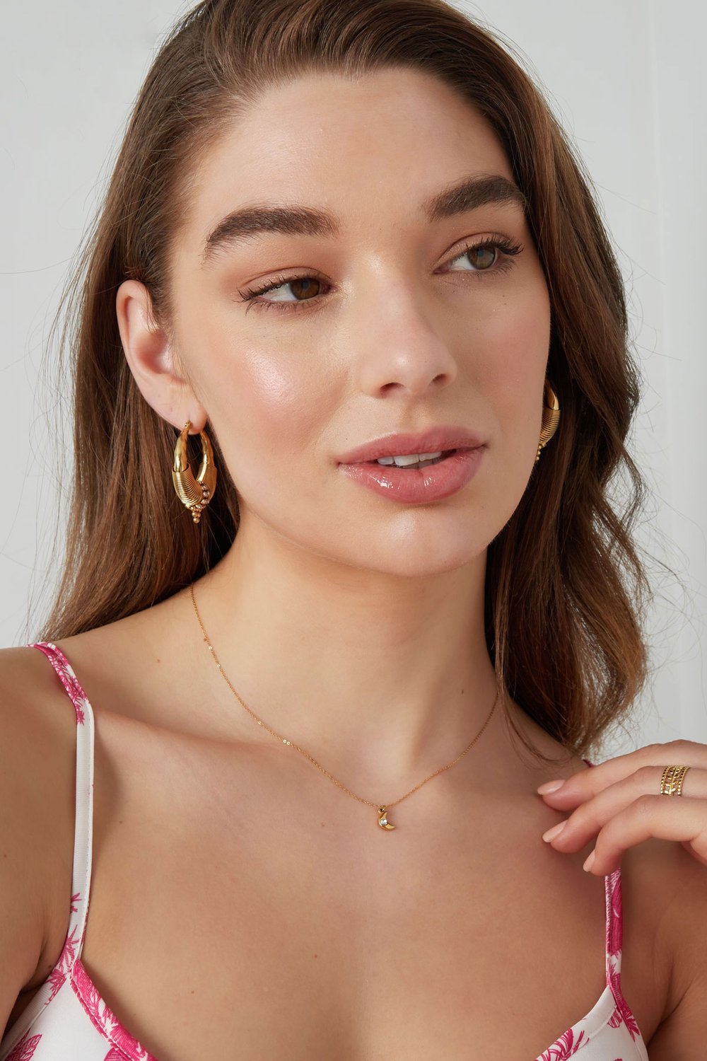 hilal ay cazibeli ve pırlantalı basit kolye h5Resim2